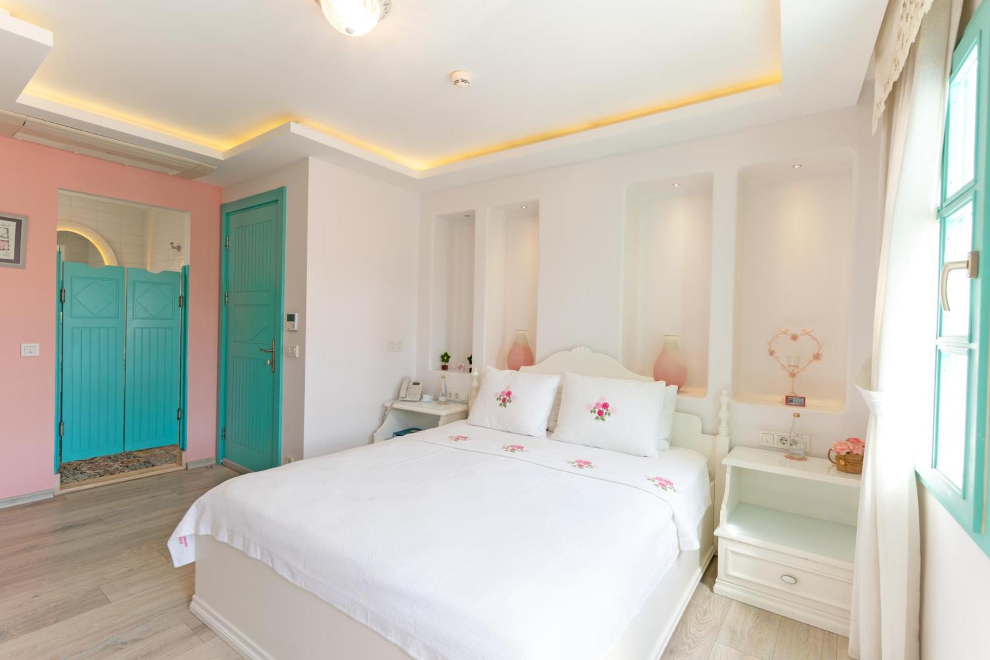 Sigacik Gardenya Buti̇K Otel Экстерьер фото