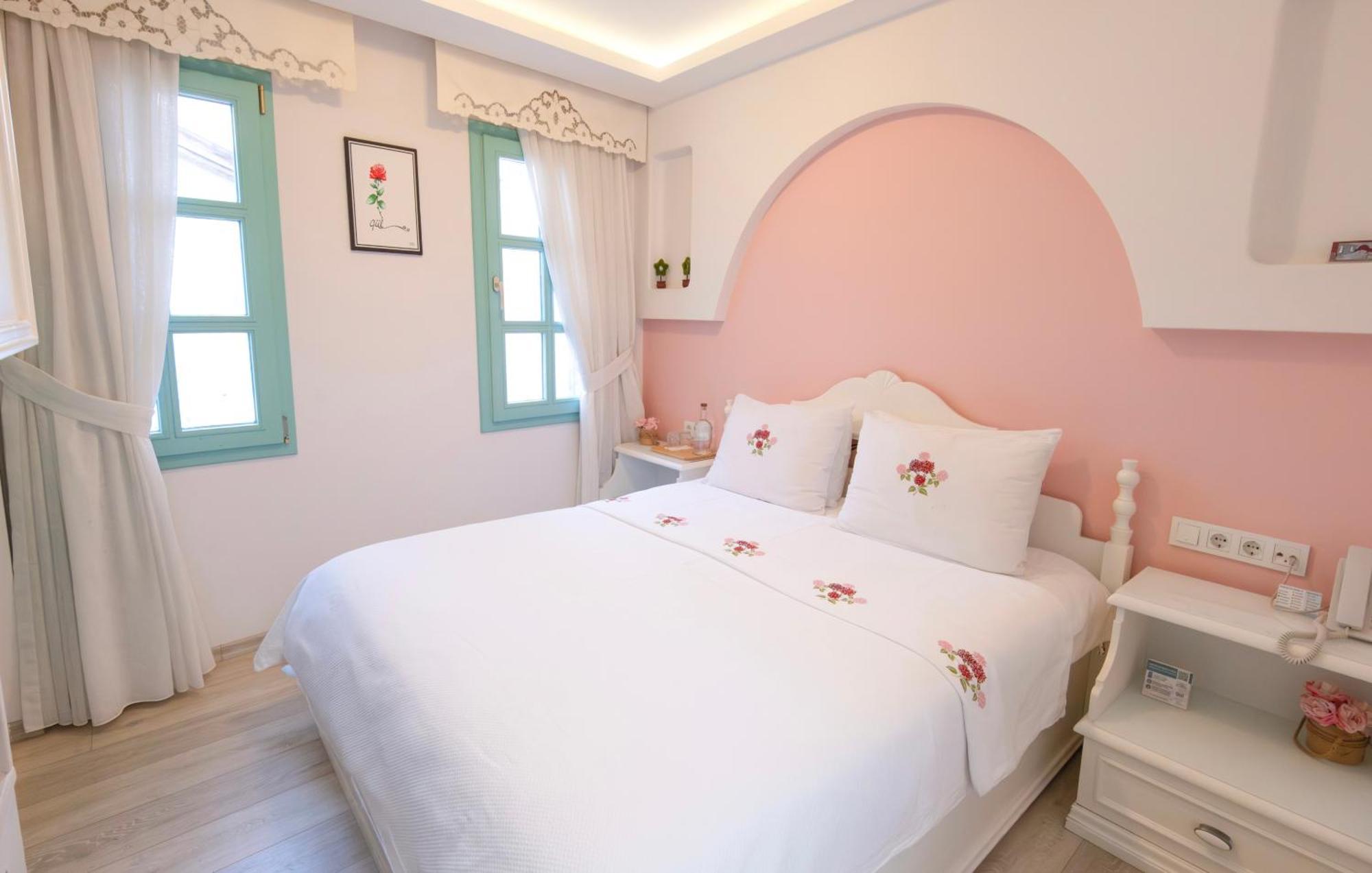 Sigacik Gardenya Buti̇K Otel Экстерьер фото