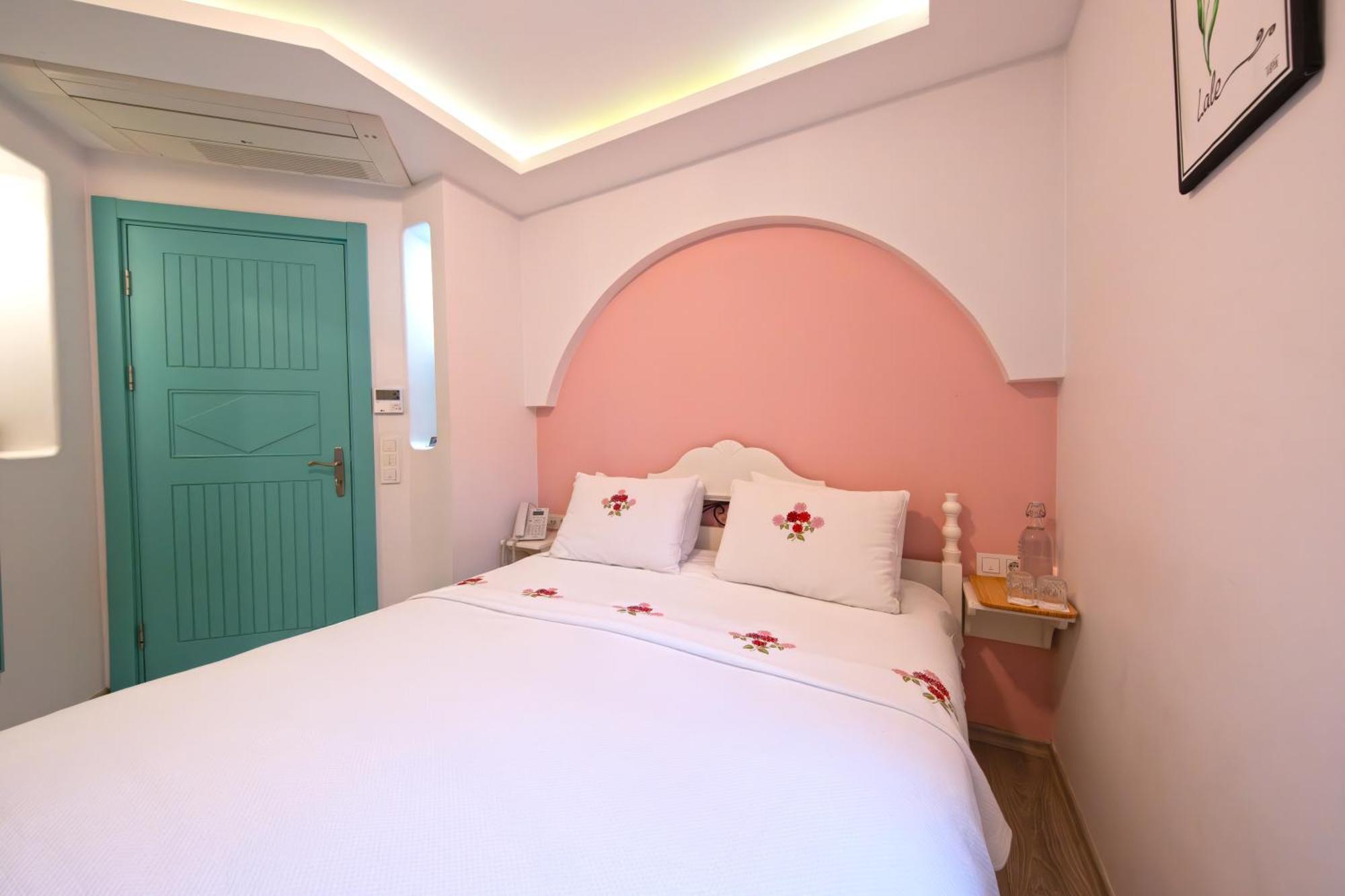 Sigacik Gardenya Buti̇K Otel Экстерьер фото